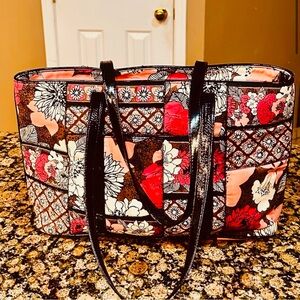 Vera  Bradley  Gorgeous   Floral Tote Bag with Black Accents.